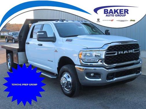 2024 RAM 3500 Big Horn Crew Cab 4x4 8' Box
