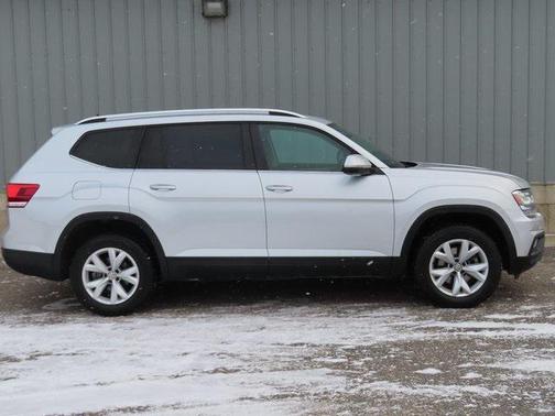 2019 Volkswagen Atlas 3.6L SE w/Technology