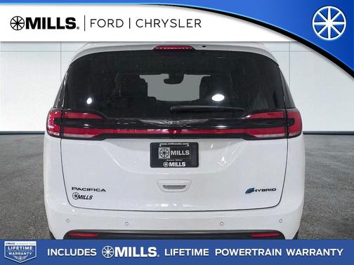 Bright White Clearcoat 2024 Chrysler Pacifica Hybrid Select