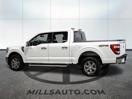Oxford White 2023 Ford F-150 Lariat
