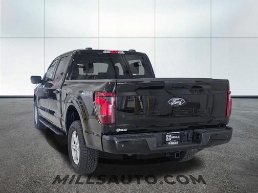 Agate Black Metallic 2026 Ford F-150 XLT
