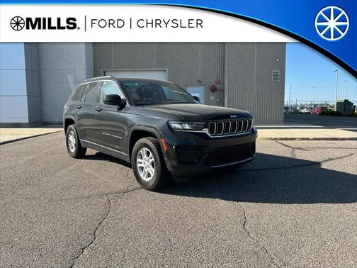 2022 Jeep Grand Cherokee Laredo