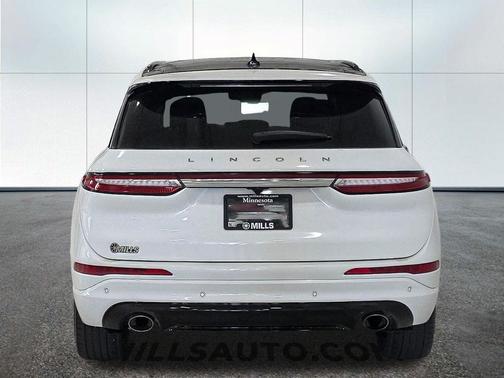 Pristine White Metallic Tri-Coat 2024 Lincoln Corsair Reserve
