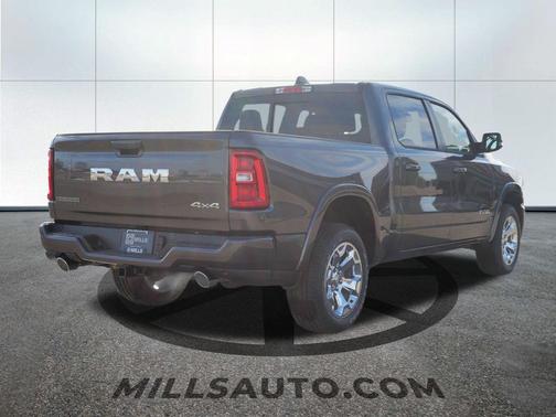 Granite Crystal Metallic Clearcoat 2026 RAM 1500 Big Horn/Lone Star