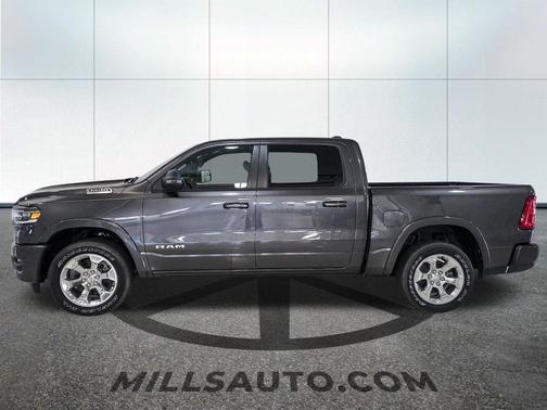 Granite Crystal Metallic Clearcoat 2026 RAM 1500 Big Horn/Lone Star