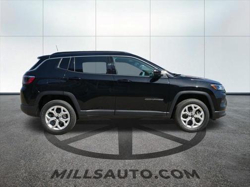 2025 Jeep Compass Latitude