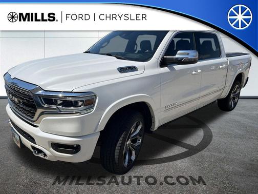Ivory White Tri-Coat Pearlcoat 2023 RAM 1500 Limited