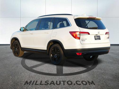 2022 Honda Pilot AWD Special Edition