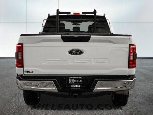 Oxford White 2022 Ford F-150 XLT