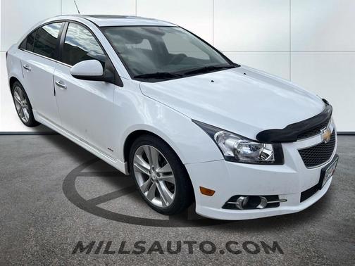 Summit White 2014 Chevrolet Cruze LTZ