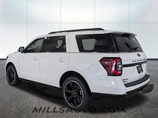Star White Metallic Tri-Coat 2023 Ford Expedition Limited
