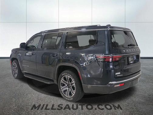 Charcoal 2022 Jeep Wagoneer Series III 4x4
