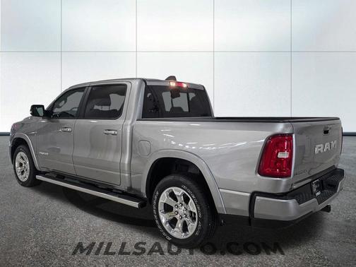 Billet Silver Metallic Clearcoat 2025 RAM 1500 Big Horn/Lone Star