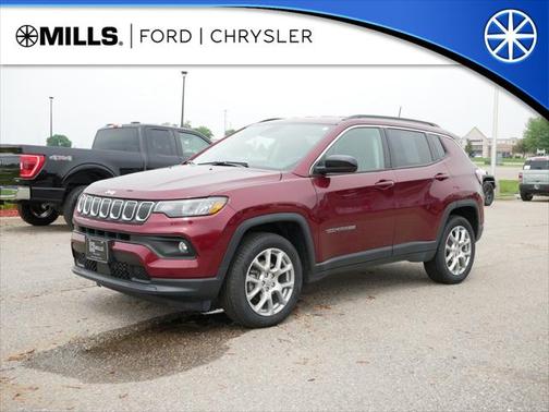 2022 Jeep Compass Latitude Lux