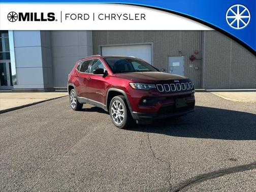 2022 Jeep Compass Latitude Lux