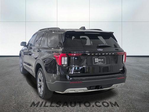 Agate Black Metallic 2026 Ford Explorer Active