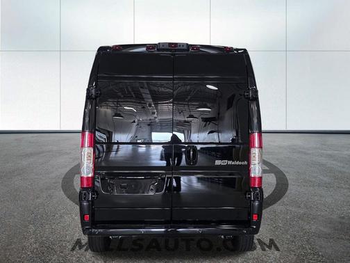 Black Clearcoat 2026 RAM ProMaster 3500 Window Van High Roof