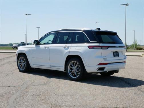 2022 Jeep Grand Cherokee 4xe Summit