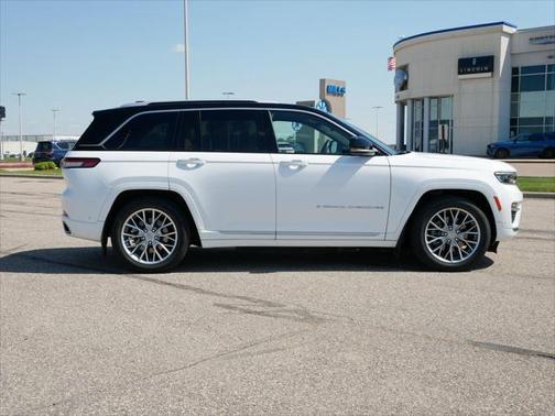 2022 Jeep Grand Cherokee 4xe Summit