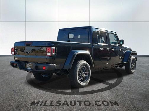 2025 Jeep Gladiator Sport S