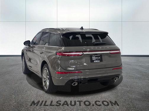 Harbor Gray Metallic Clearcoat 2025 Lincoln Corsair Grand Touring