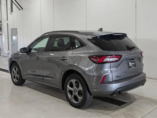 Carbonized Gray Metallic 2024 Ford Escape ST-Line