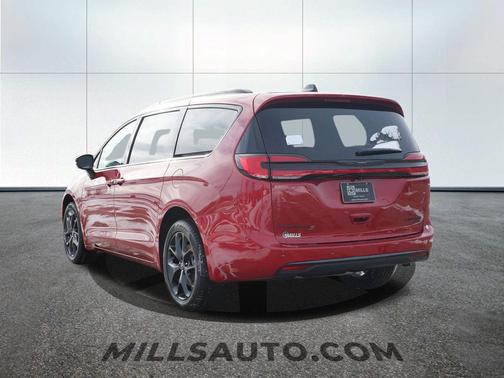 2026 Chrysler Pacifica Limited