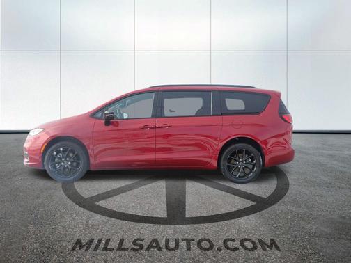 2026 Chrysler Pacifica Limited