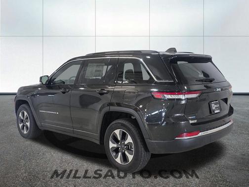 Rocky Mountain Pearlcoat 2024 Jeep Grand Cherokee 4xe Base