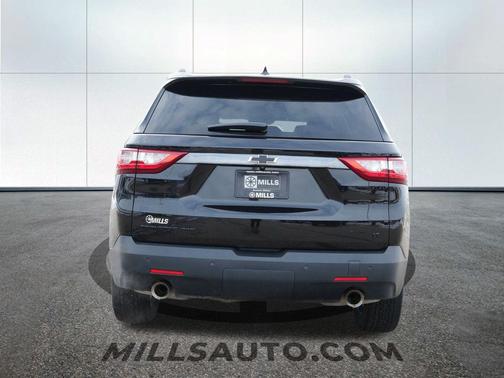 2021 Chevrolet Traverse LT Leather
