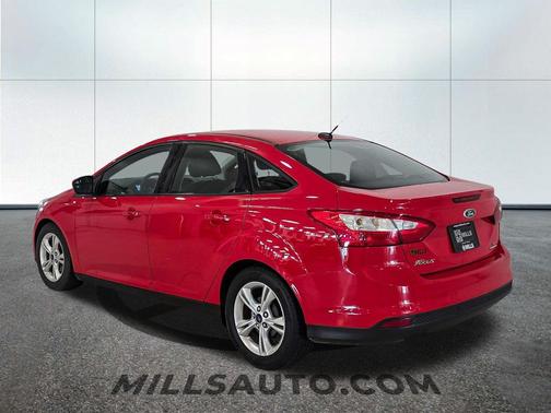 Race Red 2014 Ford Focus SE