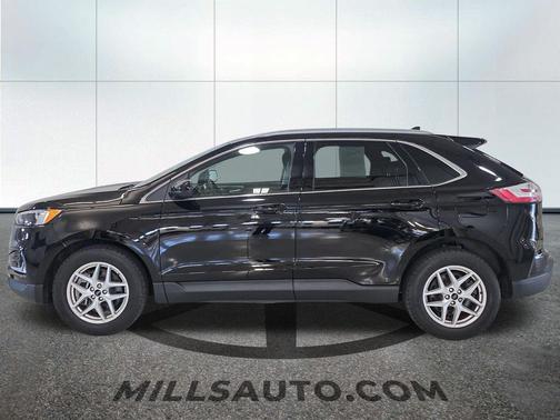 Agate Black Metallic 2024 Ford Edge SEL