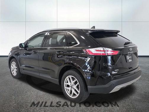 Agate Black Metallic 2024 Ford Edge SEL