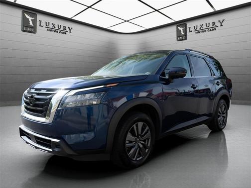 2024 Nissan Pathfinder SV FWD