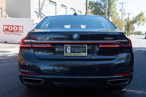 2022 BMW 750 i xDrive