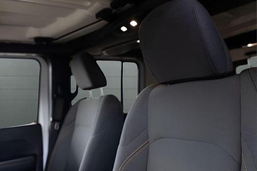 Bright White Clearcoat 2025 Jeep Wrangler 4-Door Sahara 4x4