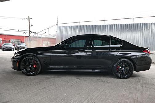 2023 BMW 540 i xDrive