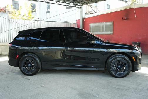 2024 BMW iX xDrive50