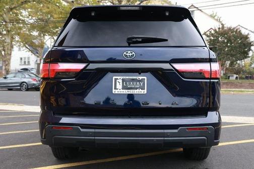 2023 Toyota Sequoia SR5
