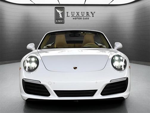 2017 Porsche 911 Carrera