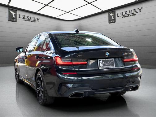 Black Sapphire Metallic 2021 BMW M340 M340i xDrive Sedan