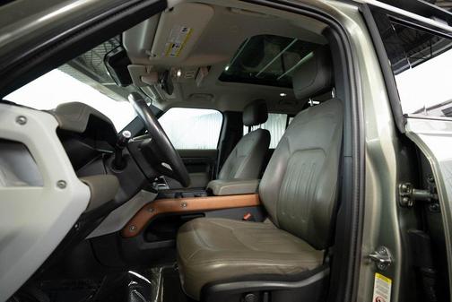 2020 Land Rover Defender 110 HSE
