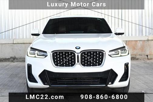 2022 BMW X4 xDrive30i