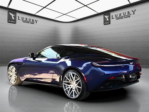 2020 Aston Martin DB11 Base