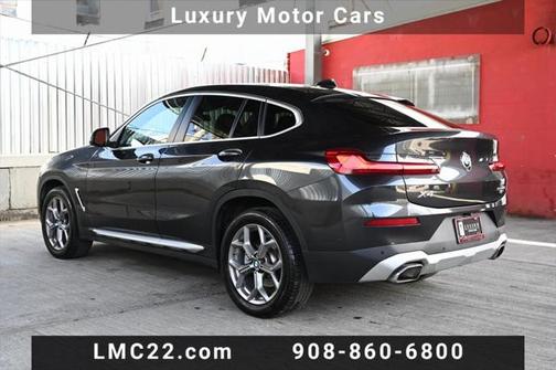 2022 BMW X4 xDrive30i