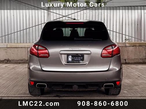 2011 Porsche Cayenne S