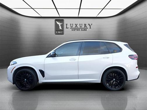 2024 BMW X5 M60i