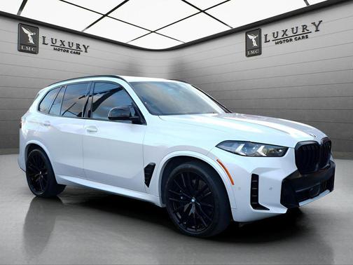 2024 BMW X5 M60i