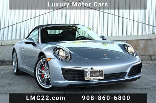 2018 Porsche 911 Carrera 4S Cabriolet