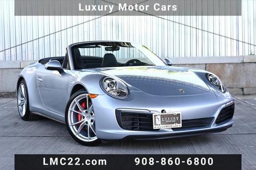 2018 Porsche 911 Carrera 4S Cabriolet